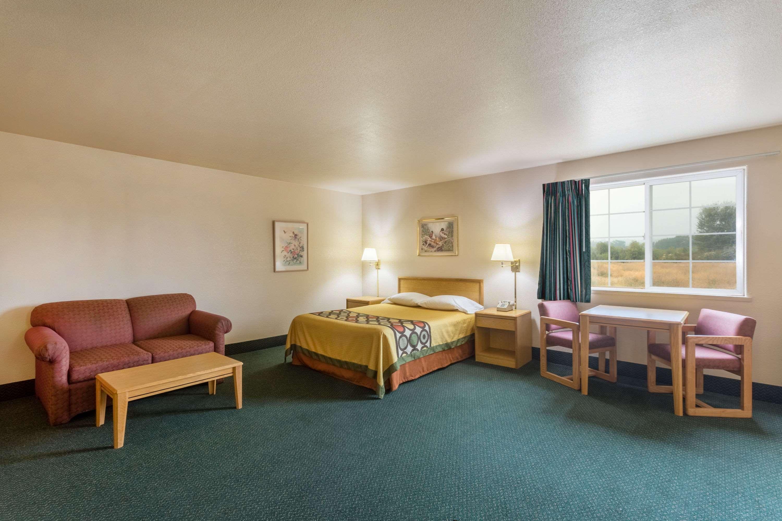 Hotel Super 8 By Wyndham Hamilton Esterno foto