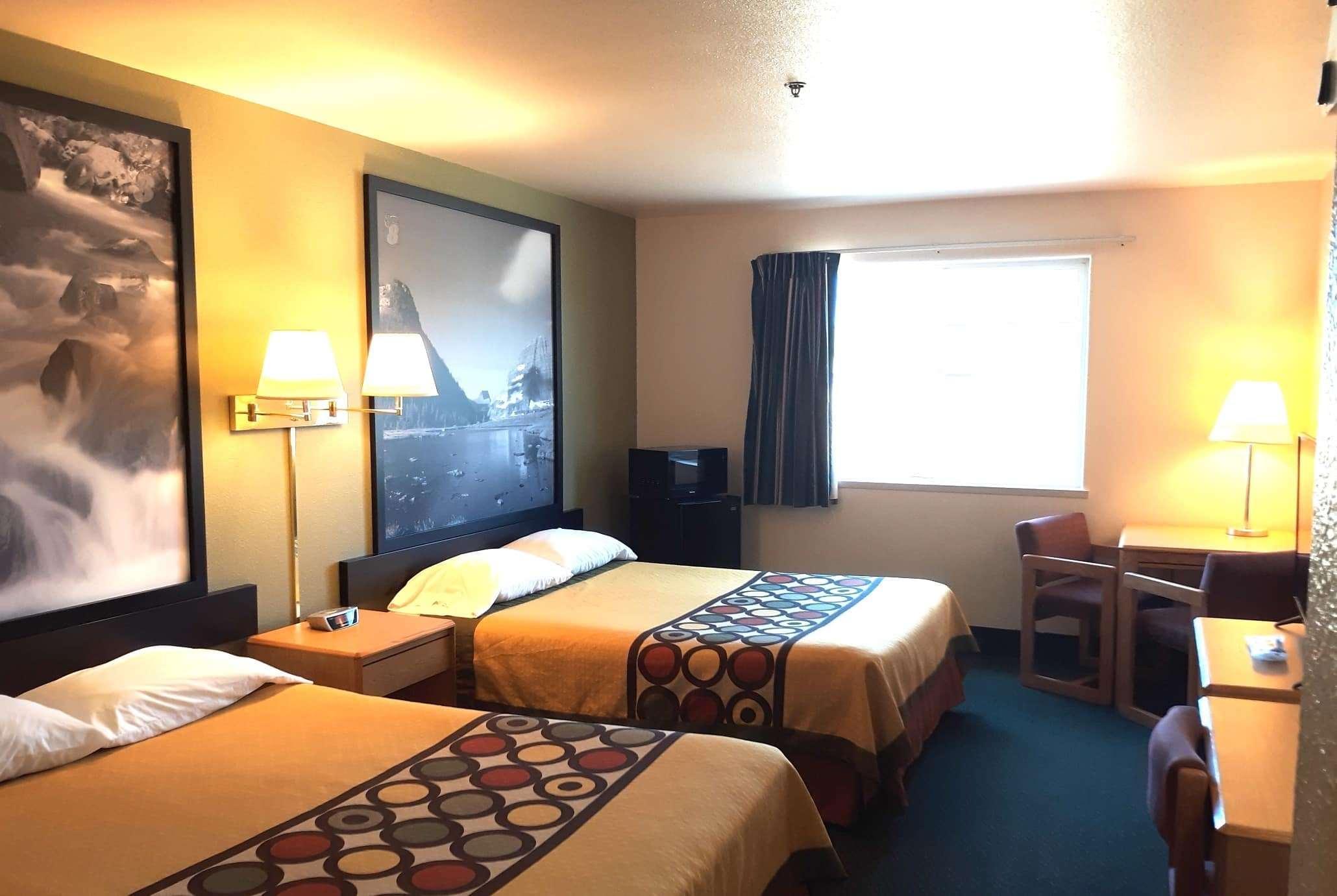 Hotel Super 8 By Wyndham Hamilton Esterno foto